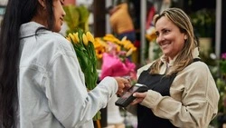 День работника торговли в 2024 году: история и традиции праздника, интересные факты  