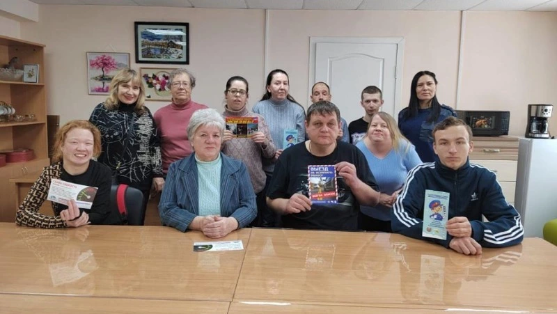 Долинская Госавтоинспекция в преддверии Дня инвалидов провели профилактические беседы