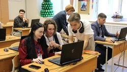 В Долинске прошла областная форсайт-сессия, посвящённая внедрению технологий VR в образовании