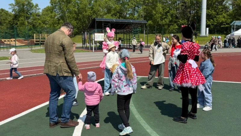 Фестиваль «Я — счастливая мама» объединил сотни семей Сахалина.