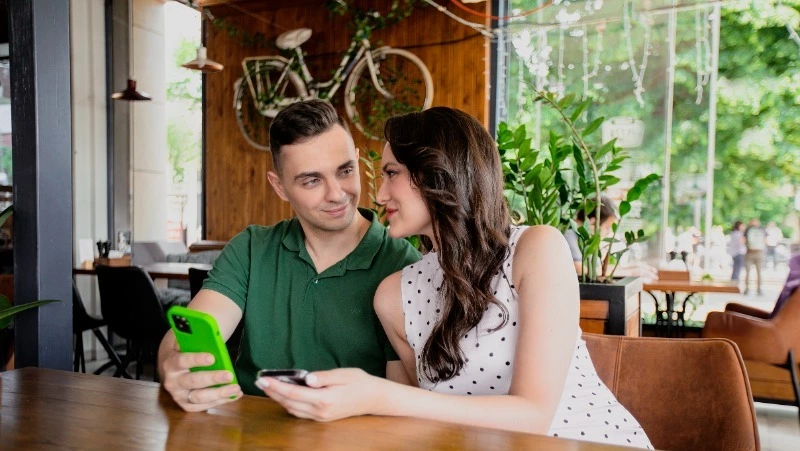 Аналитика Yota: сахалинцы старше 56 лет стали чаще заказывать косметику в интернет-магазинах