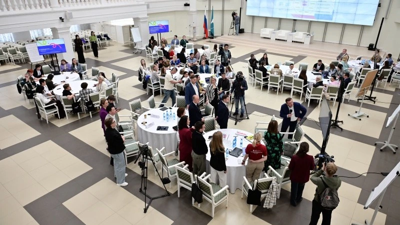 Эксперты из 45 регионов России обсудили на Сахалине практики по развитию кадрового потенциала