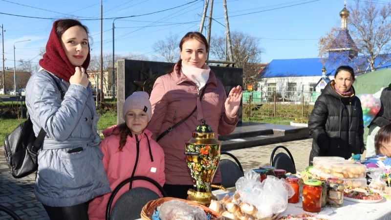 Ярмарка в поддержку защитников Отечества