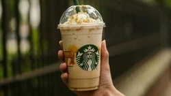 Как приготовить дома кофе со льдом, как из Starbucks: это проще простого  