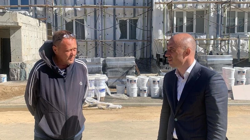 Стройплощадки во Взморье проконтролировал мэр