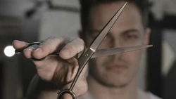 13 сентября 2024 — День парикмахера в России: история и традиции праздника, интересные факты