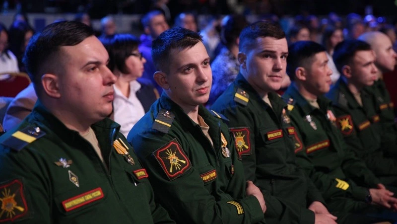 SHAMAN и Григорий Лепс выступили на фестиваля «Своих не бросаем!» в Южно-Сахалинске