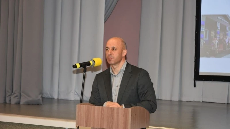 Прошла встреча мэра Александра Тугарева с жителями с. Сокол