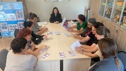 Сотрудники Госавтоинспекции Долинского района провели круглый стол по вопросам дорожной безопасности