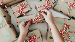 Что подарить на Новый год 2025: список бюджетных идей  