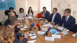 Валерий Лимаренко и общественники поговорили о качестве жизни на Сахалине