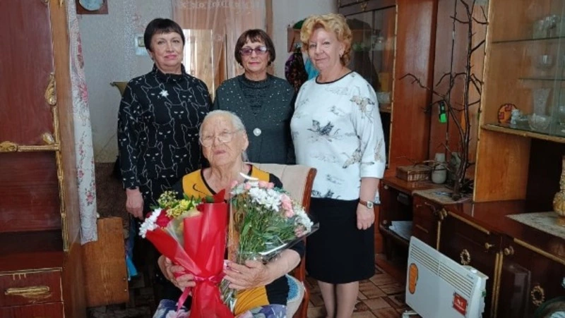 Жительница села Сокол Нина Яковлевна Денисова  отметила 90-летие