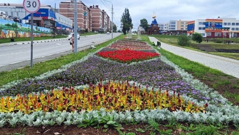 В Долинском районе завершаются работы по озеленению общественных территорий