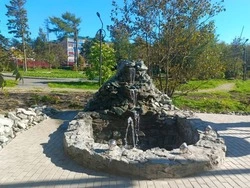 В парке Дружбы появился водопад 