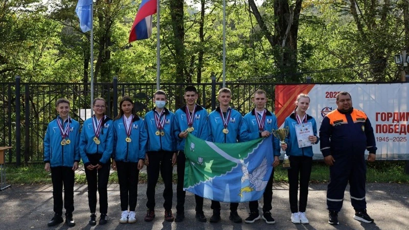 Углезаводские школьники стали победителями региональных соревнований «Школа безопасности – 2025»