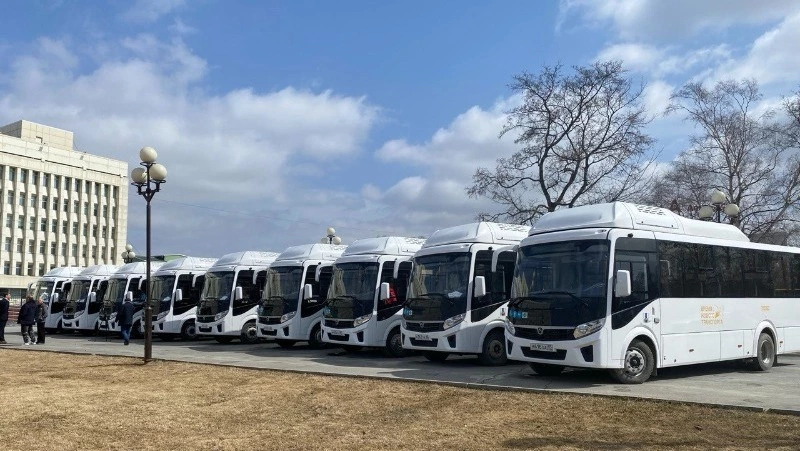 За два года в Сахалинской области обновили 381 пассажирский автобус