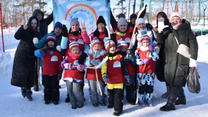 Продолжается муниципальный этап чемпионата детсадовской семейной хоккейной лиги 