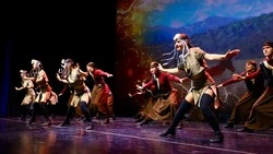 В Южно-Сахалинске прошёл сольный концерт ансамбля национального танца «Ангара»