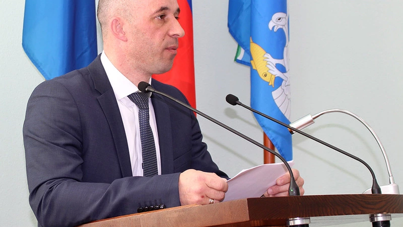 Александр Тугарев ответил на вопросы депутатов