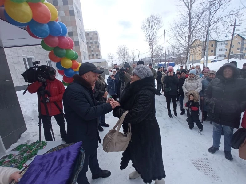 Жители Углезаводска отметили новоселье