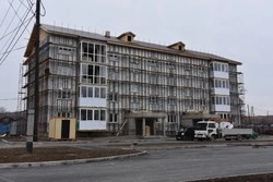 Александр Тугарев посетил стройплощадку в Покровке 