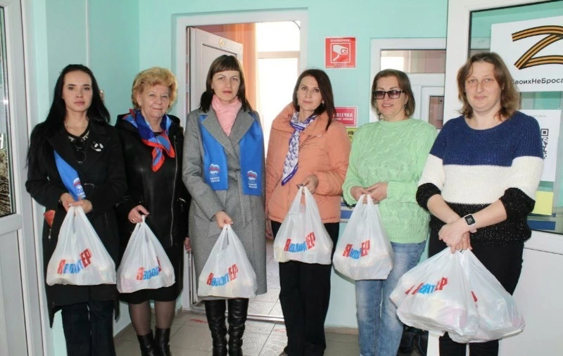 Обитатели интерната получили подарки к Пасхе