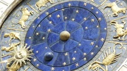 Гороскоп для Львов на 2025 год: волнующие события и судьбоносные встречи 