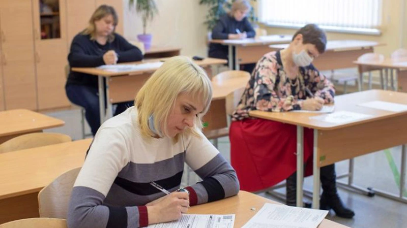 Родители испытали себя в сдаче ЕГЭ