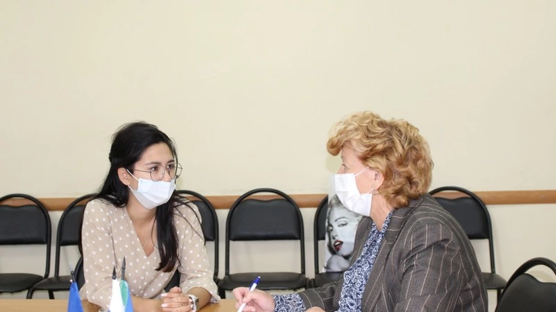 О жилье, угле и правовой помощи. Приём Галины Дворяниновой