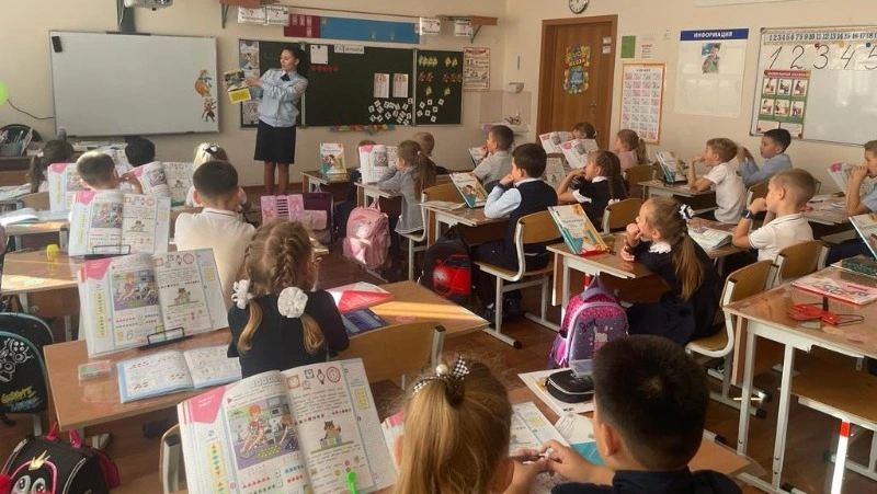 Сотрудники долинской Госавтоинспекции провели «Минутки безопасности» 