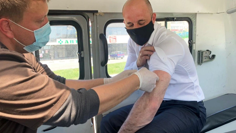 Валерий Лимаренко и другие ответственные лица ответили на вопросы населения о вакцинации