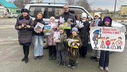 В преддверии дня памяти жертв ДТП Долинская Госавтоинспекция провела профилактическую акцию 