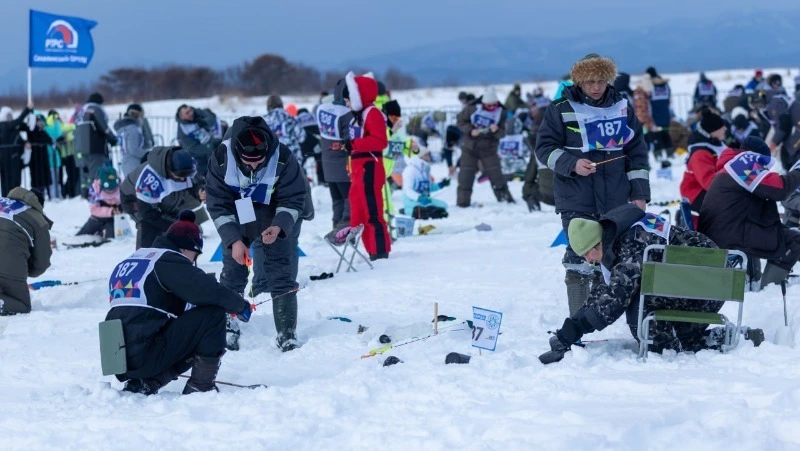 В Долинском районе прошёл фестиваль любительской рыбалки «Сахалинский лёд-2026»