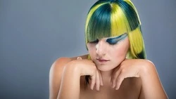 Лунный календарь стрижек на июль 2024 года: выберите свою дату для преображений  