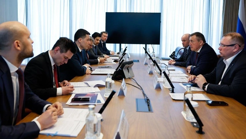 Валерий Лимаренко и Антон Алиханов обсудили ключевые направления развития промышленности Сахалинской