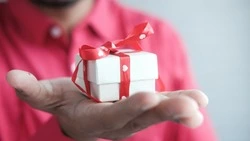 Покорят любое сердце: лучшие идеи подарков на День святого Валентина 2025      