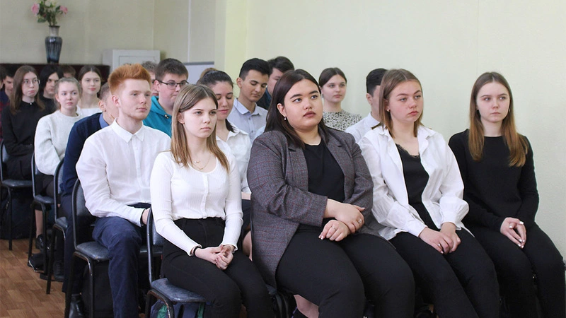 Долинским ученикам в рамках проекта "Сегодня школьник - завтра избиратель" рассказали о выборах