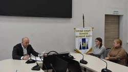 Мэр Александр Тугарев провёл приём граждан по личным вопросам