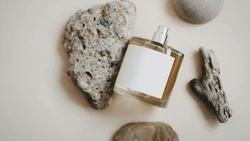 Эти 5 продуктов из вашей косметички лучше срочно убрать в холодильник             