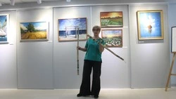 В долинском музее открылась выставка сахалинской художницы Елены Завадской