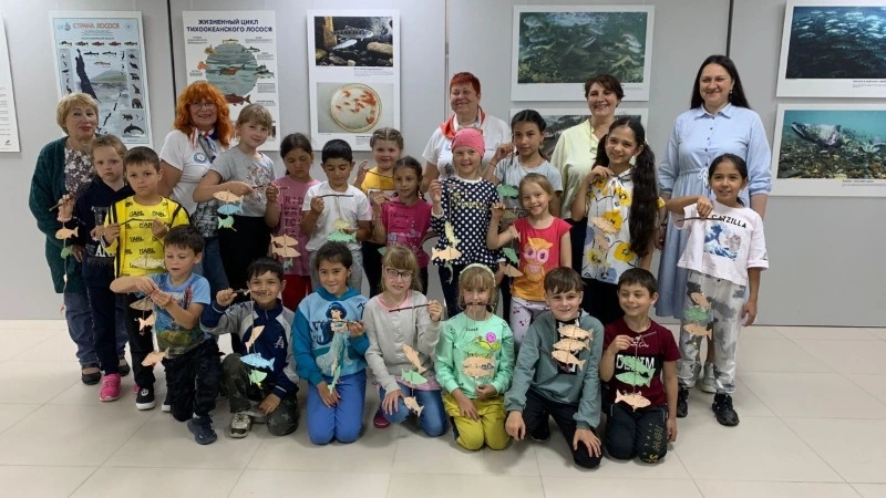 В Долинском музее открылась фотовыставка «Лосось, которого мы можем потерять» 