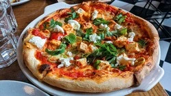 Вкуснее, чем в пиццерии: классический рецепт итальянской пиццы  