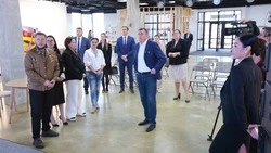 Губернатор Валерий Лимаренко дал наказы новому составу молодежного правительства