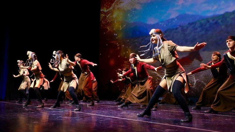 В Южно-Сахалинске прошёл сольный концерт ансамбля национального танца «Ангара»