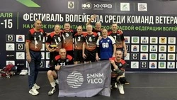 Долинские спортсмены вернулись с медалями с хабаровских соревнований по волейболу