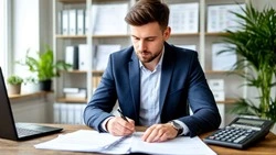 День сметчика в 2025 году: история и традиции праздника, оригинальные поздравления 