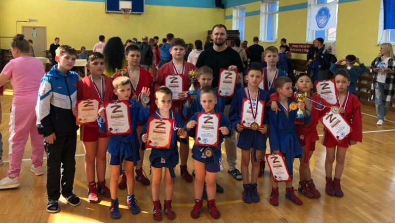 Клуб "Витязь" завоевал 13 наград на областном первенстве по самбо