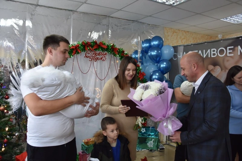В 2026 году в Долиснком районе родились два малыша