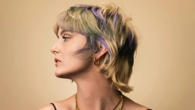 Лунный календарь стрижек на январь 2025 года: благоприятные и неблагоприятные дни 