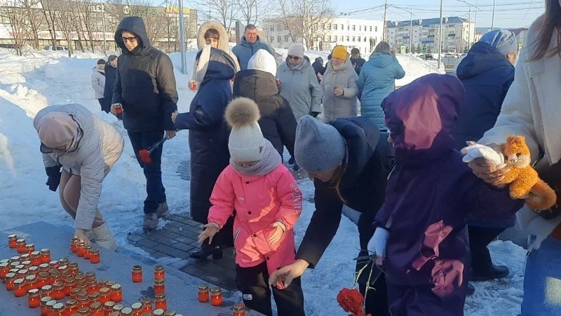 Долинск скорбит вместе со всей страной